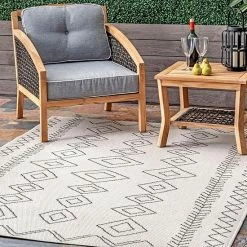 NuLOOM Serna Outdoor Rug Light Brown -nuLOOM Sales Store unnamed file 1086