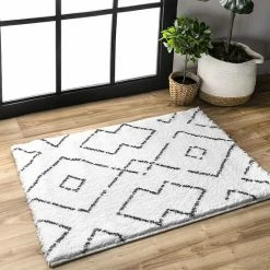 NuLOOM Beulah Geometric Shag Rug Gray 20 NuLOOM Beulah Geometric Shag Rug Gray -nuLOOM Sales Store unnamed file 1290