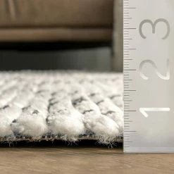 NuLOOM Carlina Modern Geometric Soft Shag Fringe Rug -nuLOOM Sales Store unnamed file 1331