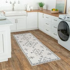 NuLOOM Evalyn Machine Washable Southwestern Motif Area Rug -nuLOOM Sales Store unnamed file 1486