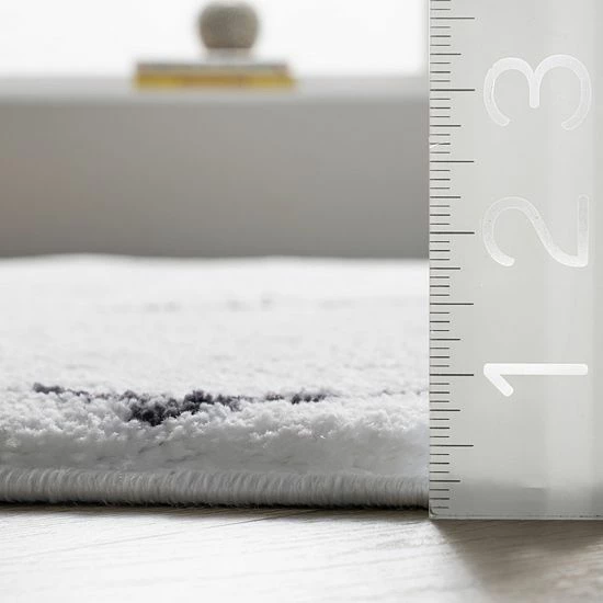 NuLOOM Ombre Abstract Shag Rug Natural 5 NuLOOM Ombre Abstract Shag Rug Natural - Image 3