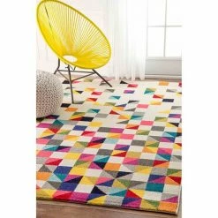 Alternative view of NuLOOM Carnival Takisha Triangle Geometric Rug