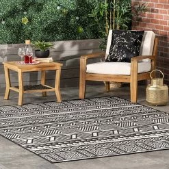 NuLOOM Abbey Tribal Striped Indoor Outdoor Rug -nuLOOM Sales Store unnamed file 1842