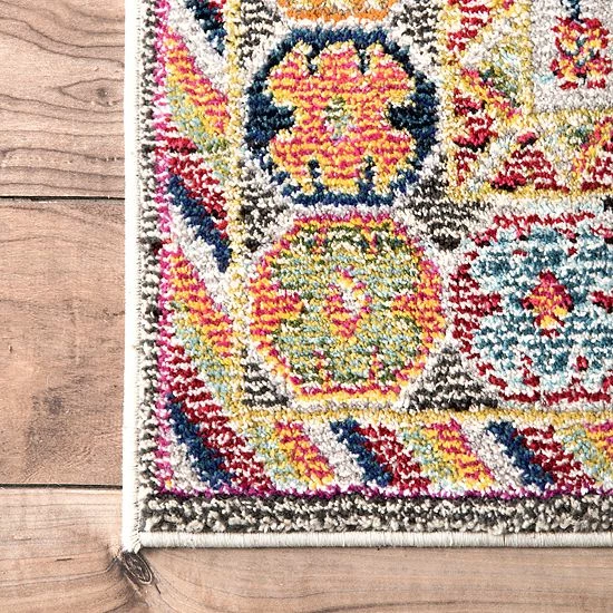 NuLOOM Vintage Erline Framed Floral Rug Black 5 NuLOOM Vintage Erline Framed Floral Rug Black - Image 3