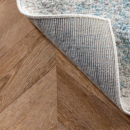 NuLOOM Vintage Lindy Framed Floral Rug 10 NuLOOM Vintage Lindy Framed Floral Rug - Image 8