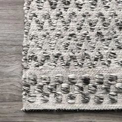 NuLOOM Natasha Chevron Striped Indoor Outdoor Rug -nuLOOM Sales Store unnamed file 2700