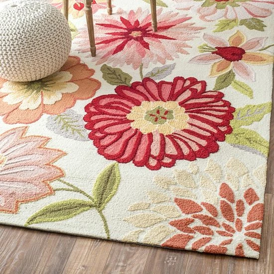 NuLOOM Uzbek Floral Rug 4 NuLOOM Uzbek Floral Rug - Image 2