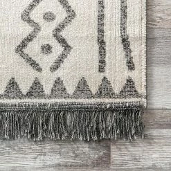 NuLOOM Outdoor Tribal Gretchen Rug Light Gray -nuLOOM Sales Store unnamed file 2933