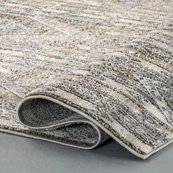 NuLOOM Jessenia Diamond Stripes Tribal Area Rug -nuLOOM Sales Store unnamed file 3061