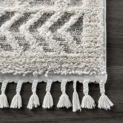 NuLOOM Ansley Shaggy Lattice Tassel Area Rug 8 NuLOOM Ansley Shaggy Lattice Tassel Area Rug -nuLOOM Sales Store unnamed file 337