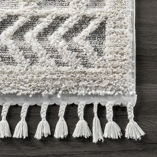 NuLOOM Ansley Shaggy Lattice Tassel Area Rug 5 NuLOOM Ansley Shaggy Lattice Tassel Area Rug - Image 3
