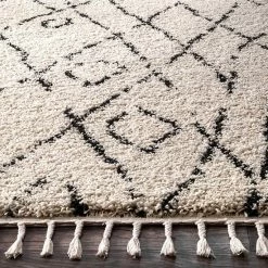 NuLOOM Nieves Moroccan Diamond Tassel Rug 9 NuLOOM Nieves Moroccan Diamond Tassel Rug -nuLOOM Sales Store unnamed file 3548