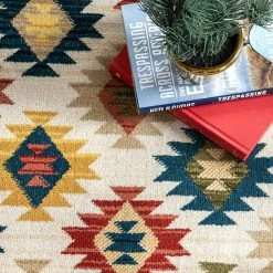 NuLOOM Giavanna Boho Aztec Trellis Area Rug -nuLOOM Sales Store unnamed file 3564