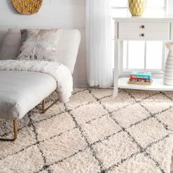 NuLOOM Eskimo Sheba Diamond Lattice Shag Rug 8 NuLOOM Eskimo Sheba Diamond Lattice Shag Rug -nuLOOM Sales Store unnamed file 3624