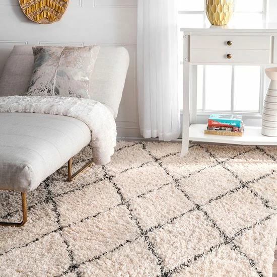 NuLOOM Eskimo Sheba Diamond Lattice Shag Rug 4 NuLOOM Eskimo Sheba Diamond Lattice Shag Rug - Image 2