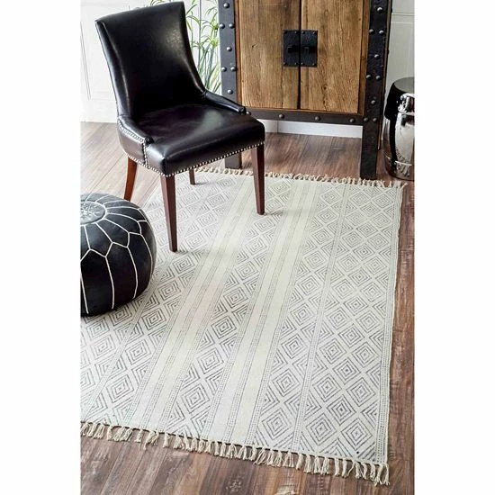 NuLOOM Cherai Olvera Geometric Rug 4 NuLOOM Cherai Olvera Geometric Rug - Image 2