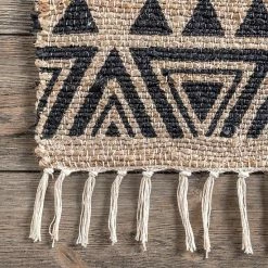 NuLOOM Giuliana Fiesta Stripes Area Rug -nuLOOM Sales Store unnamed file 3685