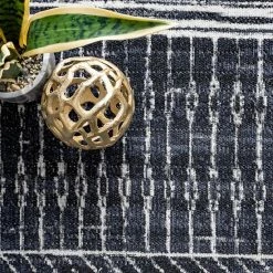 NuLOOM Saige Modern Trellis Fringe Indoor/Outdoor Area Rug 7 NuLOOM Saige Modern Trellis Fringe Indoor/Outdoor Area Rug -nuLOOM Sales Store unnamed file 3715