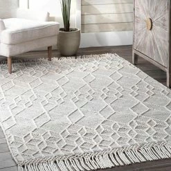 Alternative view of NuLOOM Hadassah Hand Woven Contemporary Tassels Area Rug