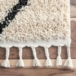NuLOOM Michelle Diamond Trellis Tassel Rug -nuLOOM Sales Store unnamed file 3823