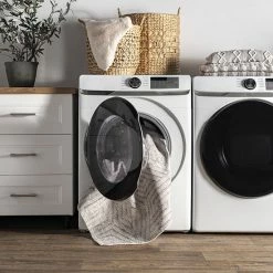 NuLOOM Fae Geometric Shapes Machine Washable Area Rug -nuLOOM Sales Store unnamed file 3864