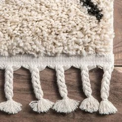 NuLOOM Amanda Moroccan Chevron Tassel Rug -nuLOOM Sales Store unnamed file 4053