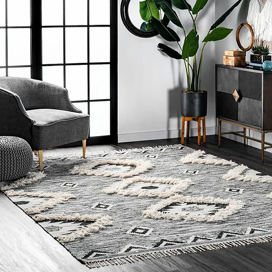 NuLOOM Savannah Moroccan Fringe Wool Rug Light Gray 4 NuLOOM Savannah Moroccan Fringe Wool Rug Light Gray - Image 2