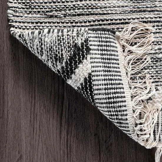 NuLOOM Savannah Moroccan Fringe Wool Rug Light Gray 6 NuLOOM Savannah Moroccan Fringe Wool Rug Light Gray - Image 4