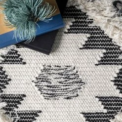 NuLOOM Savannah Moroccan Fringe Wool Rug Light Gray 21 NuLOOM Savannah Moroccan Fringe Wool Rug Light Gray -nuLOOM Sales Store unnamed file 419