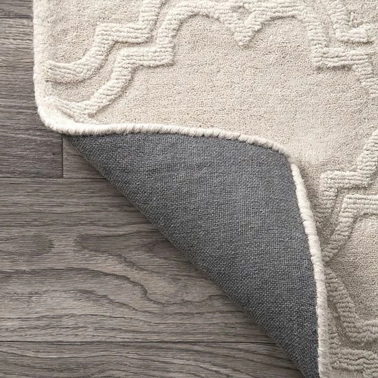 NuLOOM Wilhelmina Gray Trellis Rug Cream 6 NuLOOM Wilhelmina Gray Trellis Rug Cream - Image 4