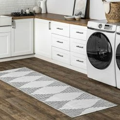 NuLOOM Romina Diamond Stripes Machine Washable Rug -nuLOOM Sales Store unnamed file 618