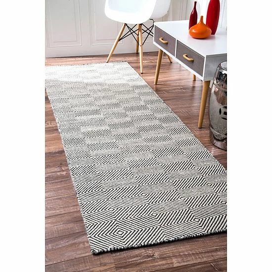 NuLOOM Ago Geometric Wool Rug Black 9 NuLOOM Ago Geometric Wool Rug Black - Image 7